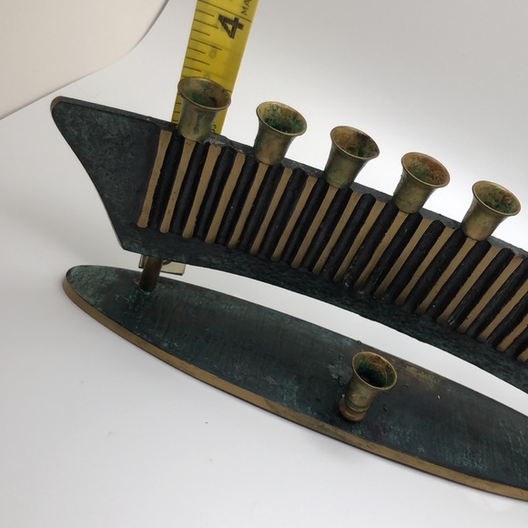 Dayagi VTG  Beautiful Solid Brass Beautiful Menorah Chanukkah. Made in Israel - Picture 13 of 14
